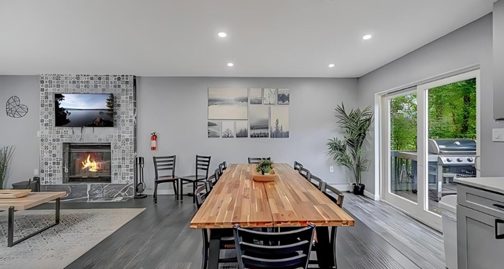 Peaceful Pocono Home With Hot Tub, Gym, & Office Long Pond Eksteriør bilde