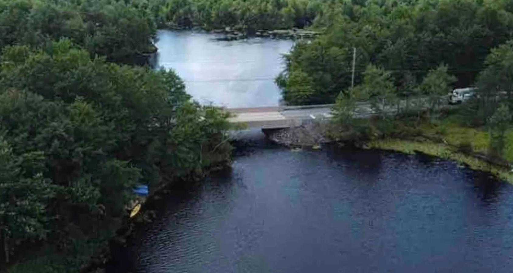 Peaceful Pocono Home With Hot Tub, Gym, & Office Long Pond Eksteriør bilde